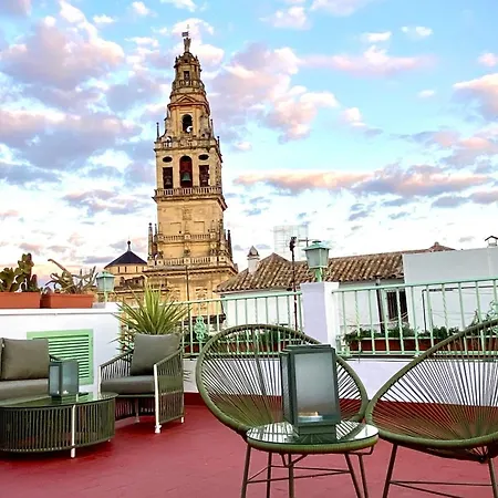 Casa Deanes 3 *
