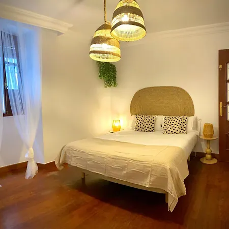 Casa Deanes 3 *